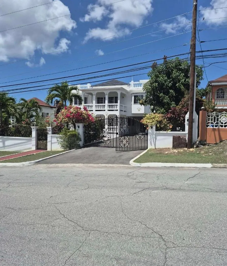Melrose Place Montego Bay 0*,